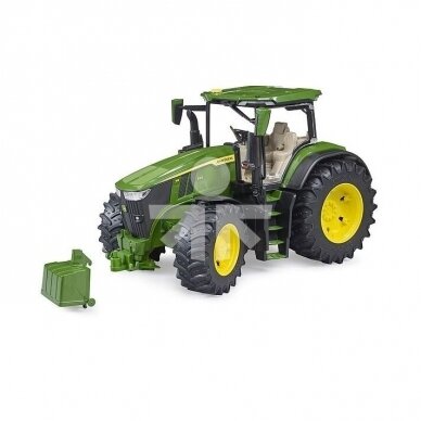 ŽAISLAS BRUDER RINKINYS JOHN DEERE TRAKTORIUS 03150 + FRONTALINIS KRAUTUVAS 03333 + PRIEKABA GYVULIAMS VEŽTI 02227 + FIGURĖLĖS KARVUTĖ IR BULIUS 6