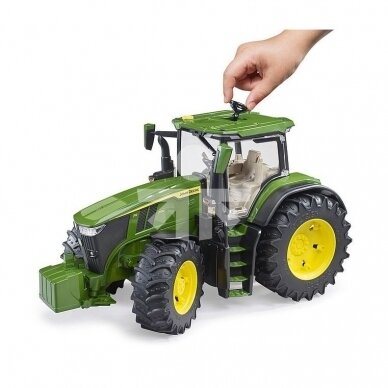 Игрушкa BRUDER 03050 Трактор John Deere 7930 3