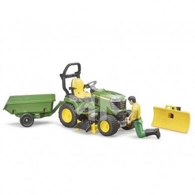 Toy Bruder mower with trailer and gardener 62104 1